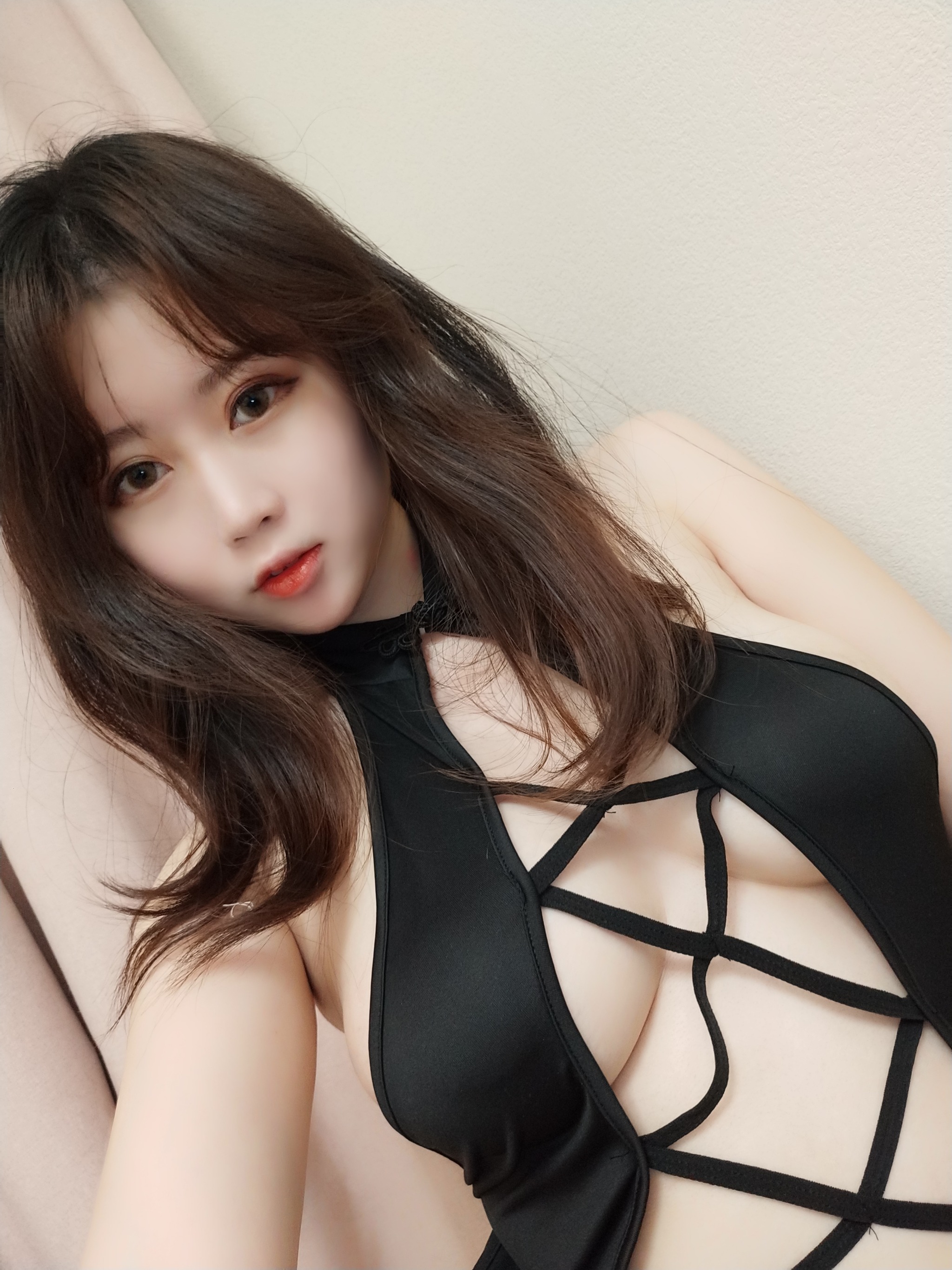 图片[1]-是依酱吖 – NO.020 绑带内衣 [23P]-XikXak